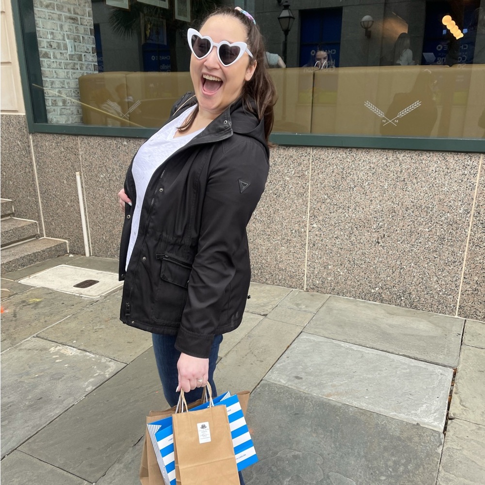 Meet your Posher, Gina